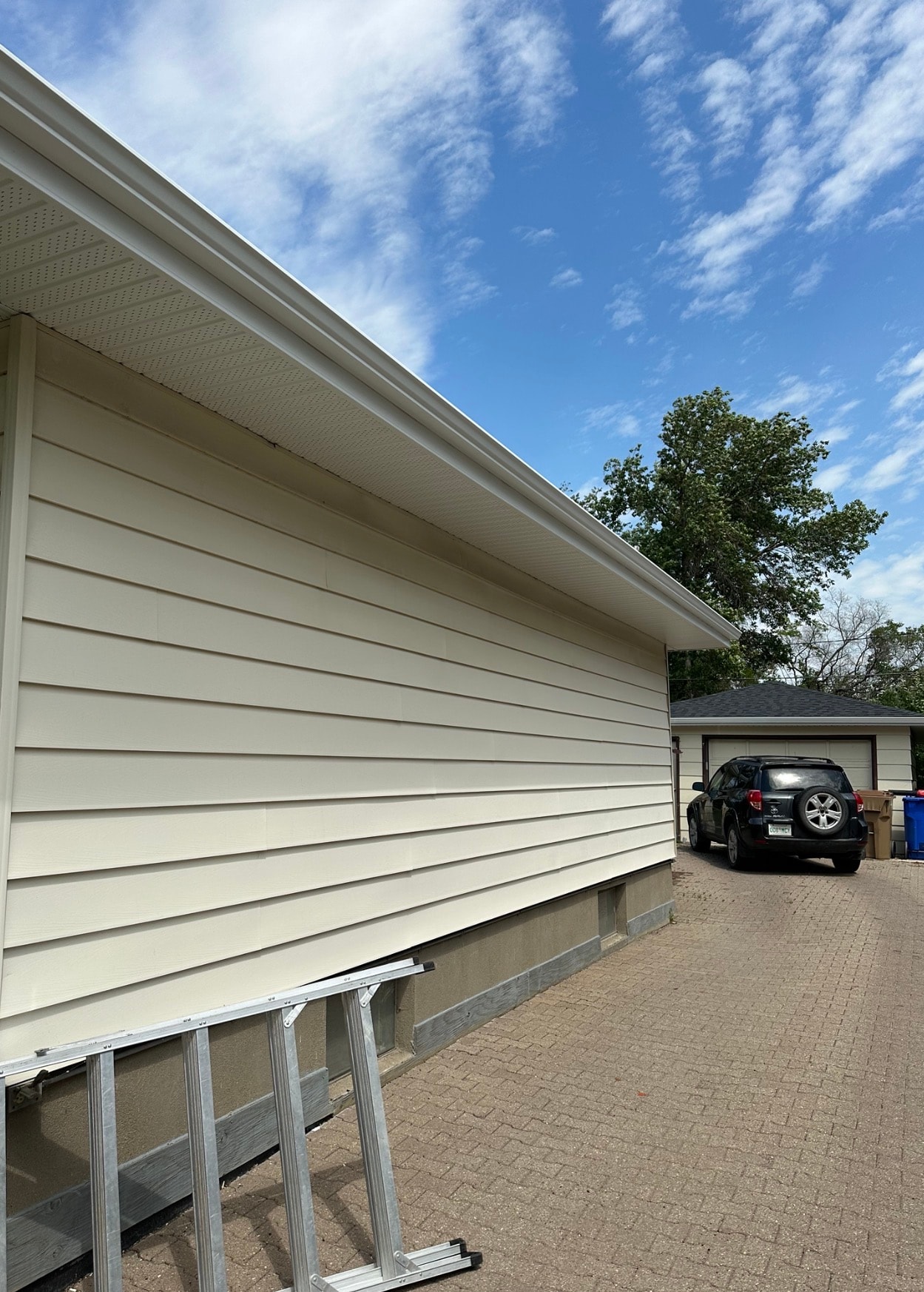Vinyl siding installation Regina